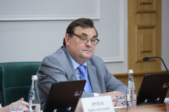 Заседание Президиума Совета законодателей Российской Федерации, фото: Пресс-служба Совета Федерации Заседание Президиума Совета законодателей Российской Федерации, фото: Пресс-служба Совета Федерации