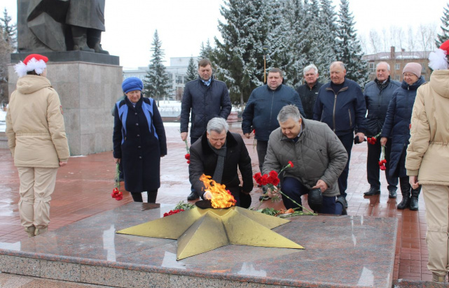 vozlozhenie.jpg vozlozhenie.jpg