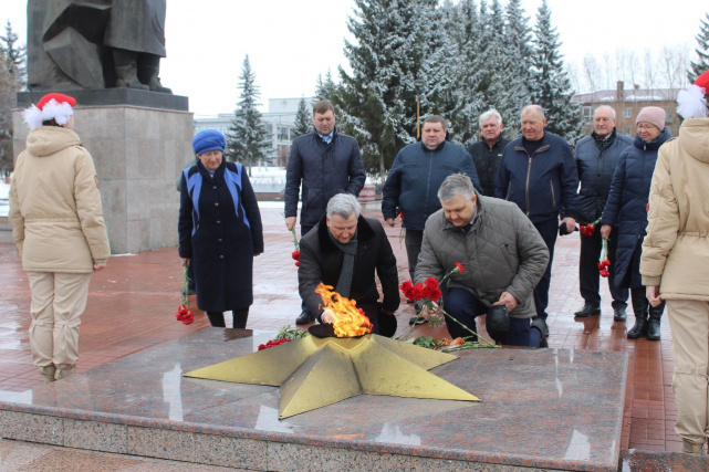 vozlozhenie.jpg vozlozhenie.jpg